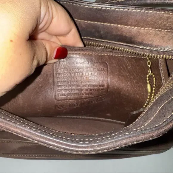 VINTAGE COACH classic 90's Mahogany Leather Bleeker Shoulder Tote - Picture 4 of 7